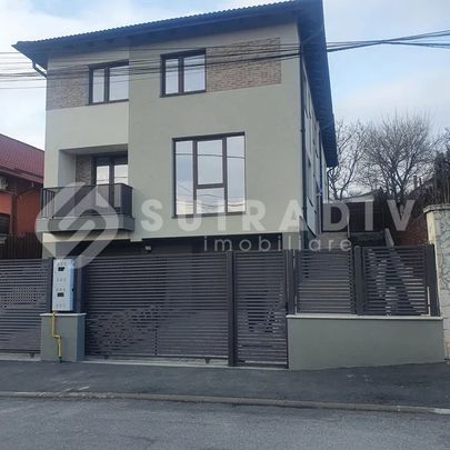 Casa individuala, prima inchiriere, mobilata, garaj, 4 parcari- Dambul Rotund - Photo 1