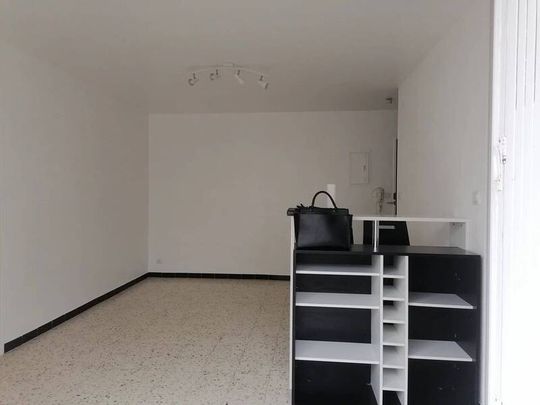 Appartement à louer - Nîmes 2 pièces de 36 m² - Photo 1