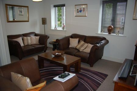 2 bedroom apartment to rent - Photo 2