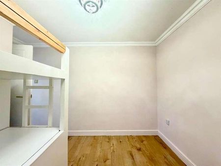 Church Leys, Harlow, CM18 - Photo 5