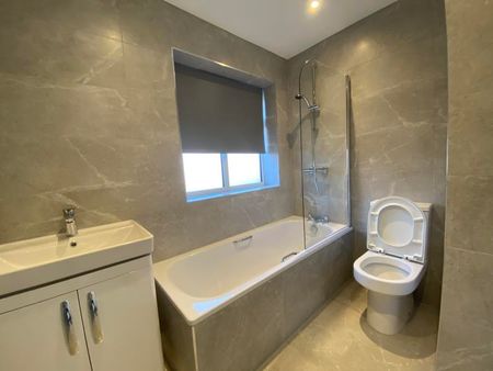 Amis Road, Woking - 2 bedrooms Property for lettings - Seymours - Photo 2
