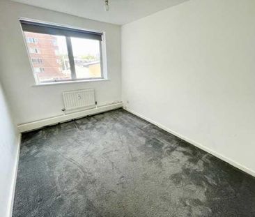 3 bedroom apartment to rent - Photo 6