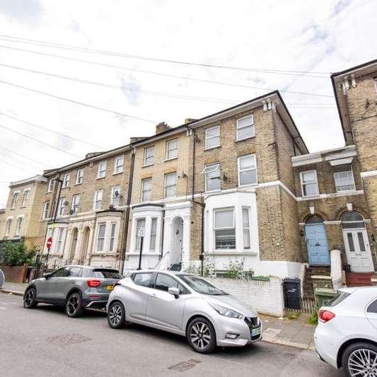 Flaxman Road, London, SE5 - Photo 1