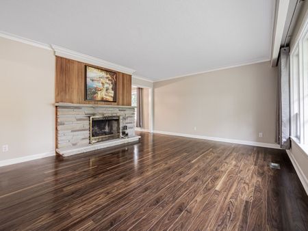 For Lease - 1447 Merrow Road, Mississauga, Ontario - Photo 2