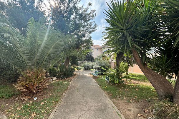 LOCATION à Perpignan : Appartement 3 pièces avec cave et balcons - Photo 1