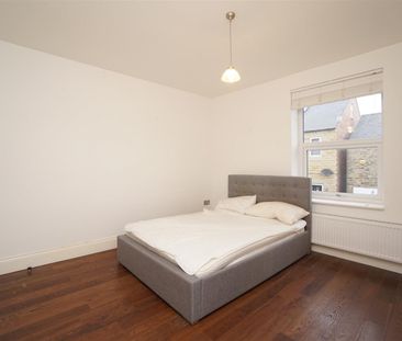 3 bedroom House To Let - Photo 2