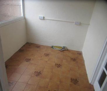 3 bedroom detached house to rent - Photo 3
