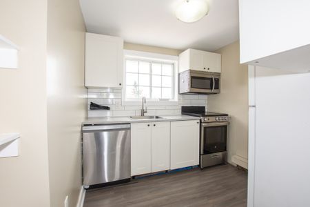 139 Oakdale Ave, St. Catharines - 2 Bedroom Upper Unit - Photo 4