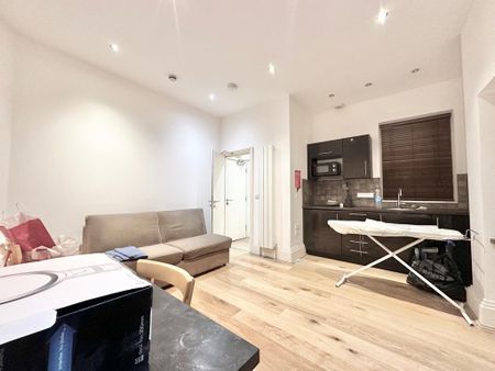 Studio to rent - Photo 3