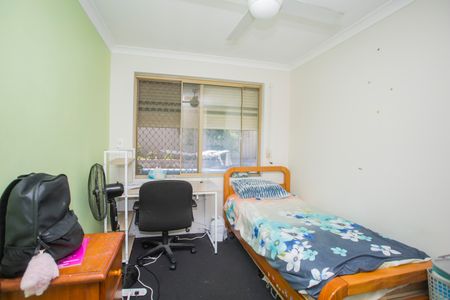 75 Bluegum Road, Beechboro WA 6063 - House For Rent | Domain - Photo 4