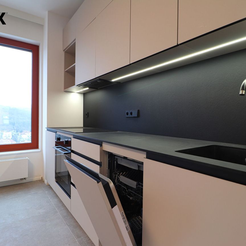 Pronájem bytu 2+kk v osobním vlastnictví 40 m², Praha 5 - Košíře - Photo 1