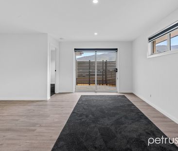 2 / 12 Fryett Drive - Photo 4
