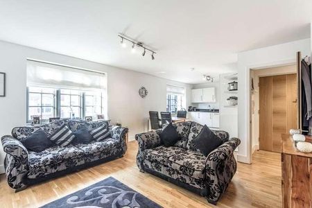 Kings Road, Henley, RG9 - Photo 2