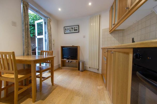 1 bedroom flat to rent - Photo 1