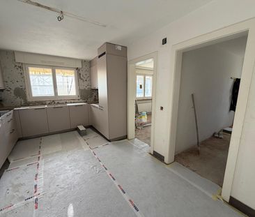 Renovated 4.5-room apartment on the ground floor - Photo 4