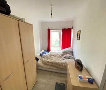 sympathique appartement 1ch à 1190 Forest  Loyer: 850 € - Photo 3