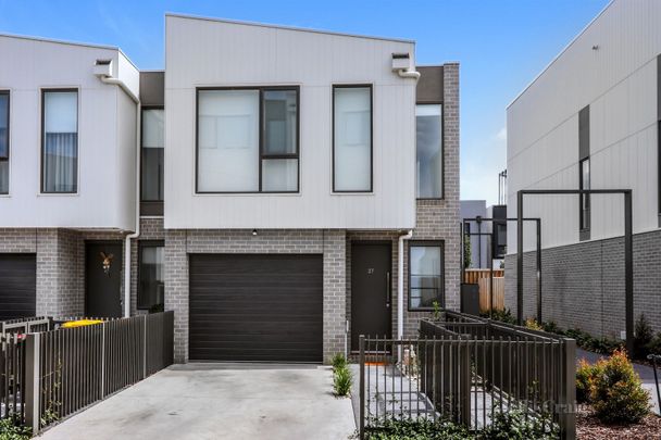 27/92 New Street, South Kingsville - Photo 1