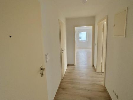 Singles und Paae aufgepasst!! Charmante Dachgeschosswohnung in Altena-Dahle!! - Photo 4