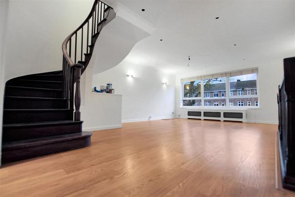 3 bedroom apartment to rent - Photo 1