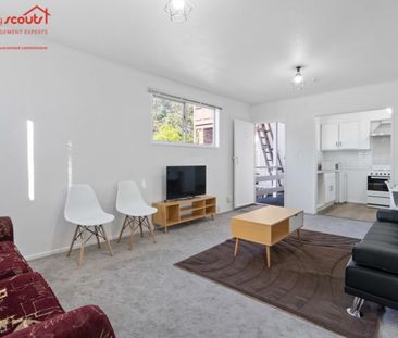 Wonderful living in the 1 bedroom Herne Bay apartment - Photo 3