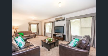 SHARE HOUSE - Perfect Student or FIFO Accommodation - Photo 4