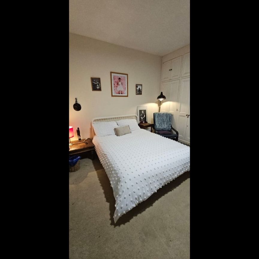 1 Bed Flat, Allfarthing Lane, SW18 - Photo 1