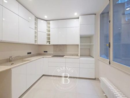 Tout savoir sur cet appartement dans le quartier Monnaie, à Paris 6ème - Photo 4