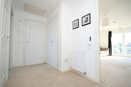 Crowhill Quadrant, Modern 2 Bed Unfunished Flat, Bishopbriggs – Available 21/02/2025 - Photo 3