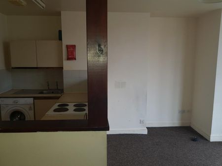 1 bedroom flat to rent - Photo 3