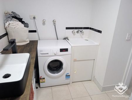 1Bed Air Con Furnished Budds Beach - Photo 5