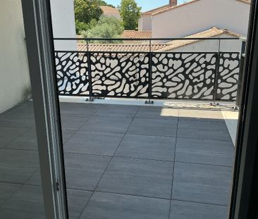 Location Appartement 2 pièces 43m² - Photo 4