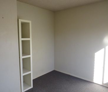 8/114 Blamey Crescent, Campbell ACT 2612 - Apartment For Rent | Domain - Photo 2