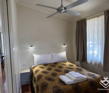 Gold Coast Short Term Rental, 1B+Study, Min 4 week stay, Fully Furn... - Photo 2