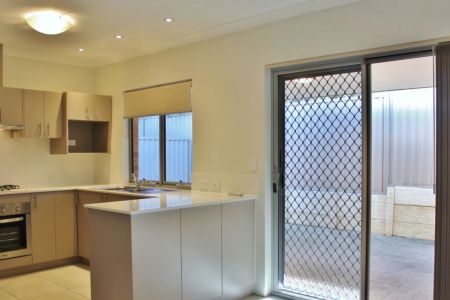 Modern & Low-Maintenance Living in a Convenient Location. - Photo 3
