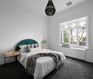 51 Aintree Road, Glen Iris VIC 3146 - House For Rent | Domain - Photo 1