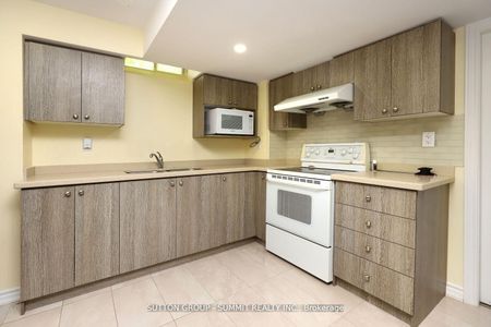 For Lease - 1087 Abbott Street, Milton, Ontario - Photo 4