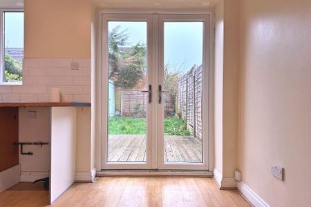 3 bedroom detached house to rent - Photo 5