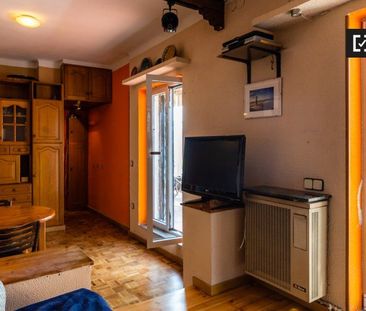 Piso de alquiler en Barri de les Corts - Photo 3