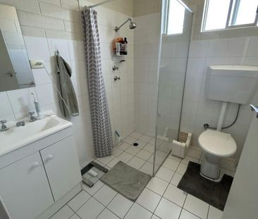 Furnished One Bedroom Unit - Photo 3