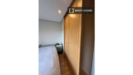 1 room luxury Flat for rent in Madrid, Spain - Photo 2