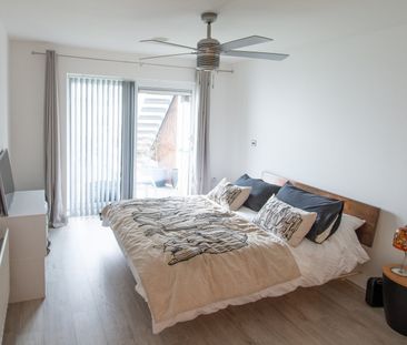 2 Bed Penthouse, Portland Street, BN1 - Photo 1