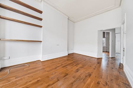 St. Aubyns Road, London, SE19 - Photo 2