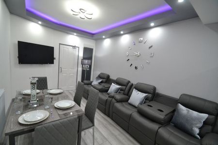 6 bedroom house to rent - Photo 3