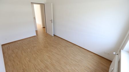Lichtdurchflutete, moderne Wohnung an kinderfreundlicher Lage - Foto 2