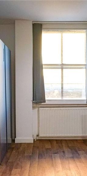 6 bedroom flat to rent - Photo 1