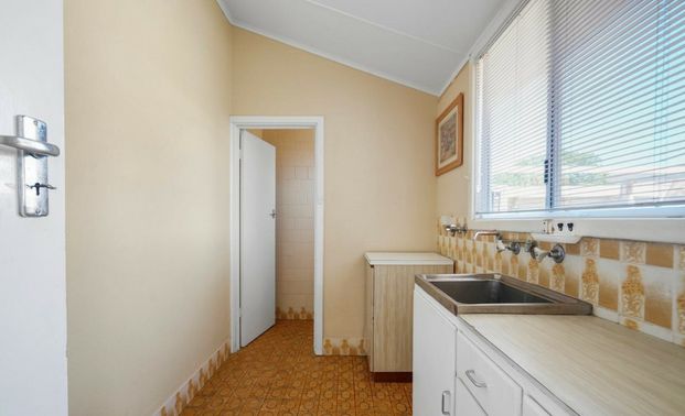 Great Family Home in Convenient Location! - Photo 1