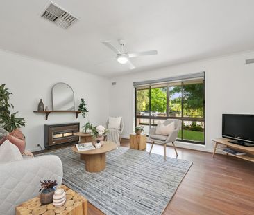 Comfort And Convenience Family Home! - Photo 1