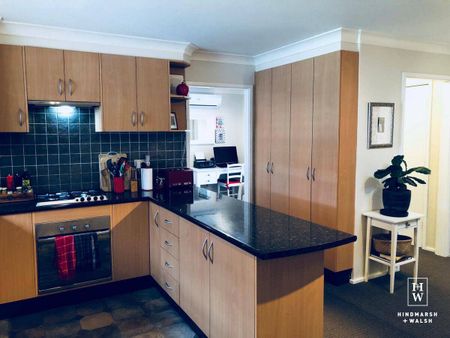 Neat and Tidy Home - Photo 3
