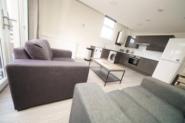 Student Apartment 5 bedroom, City Centre, Sheffield - Photo 1