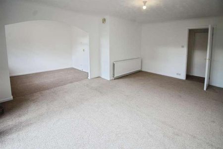 Cherrywood Gardens, Leeds, LS14 - Photo 2